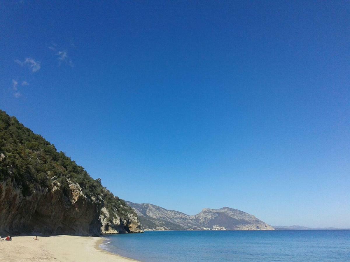 Апартаменти Cala Gonone - Nettuno Екстер'єр фото